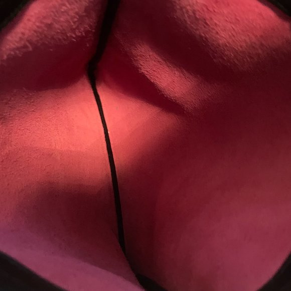 Pink Gucci Logo Drawstring Backpack - Picture 4 of 5